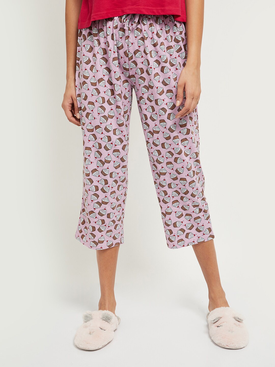 

max Women Lavender Cup Cakes Printed Capris