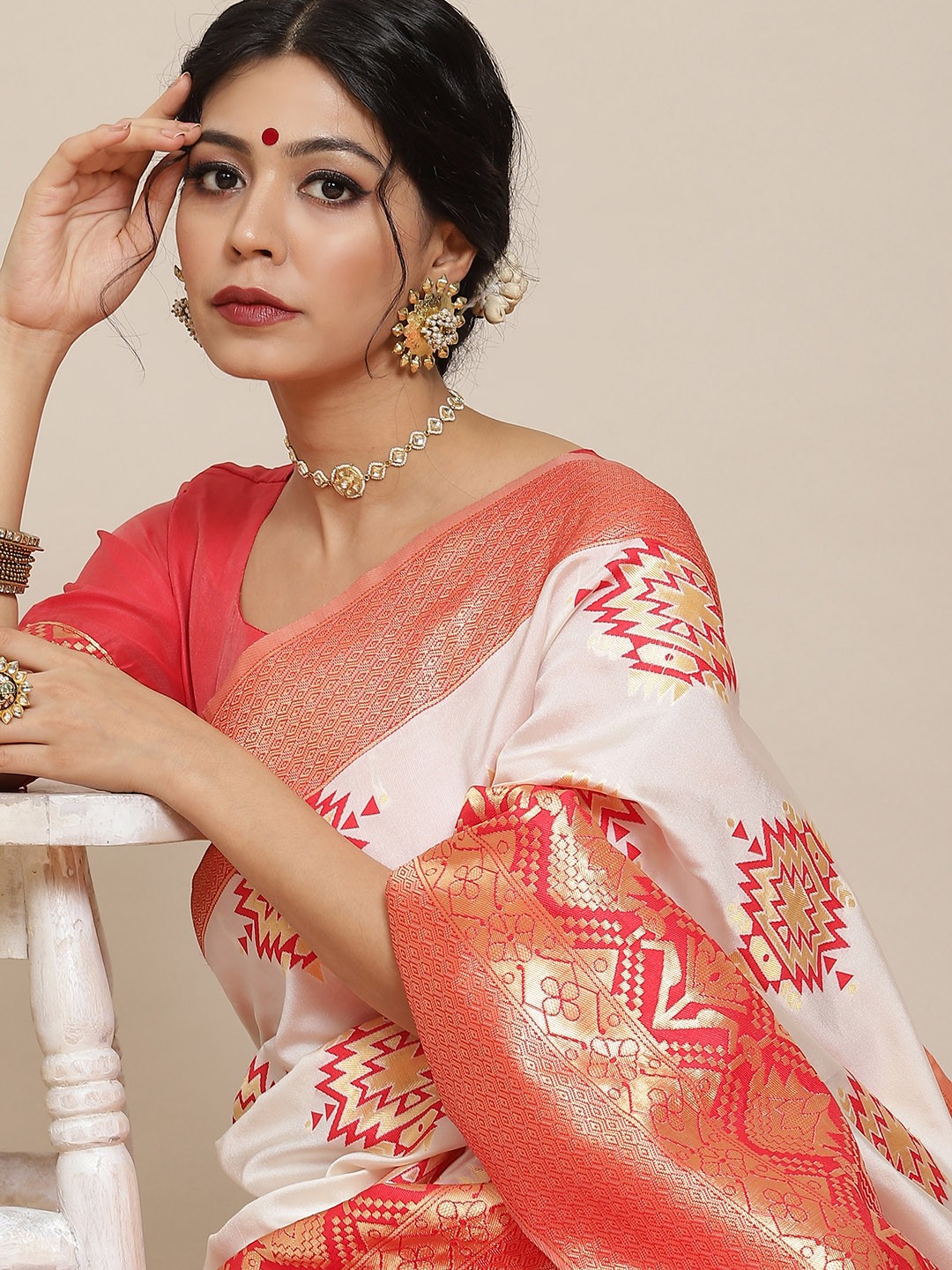 

Saree mall Cream-Coloured & Red Silk Blend Sarees