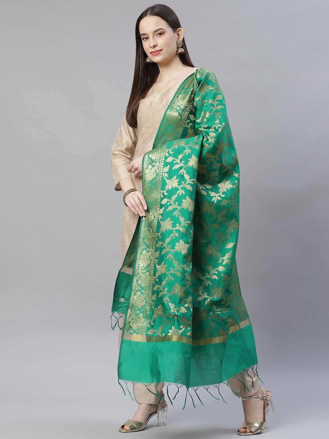 

mokshi Green Woven Design Pure Silk Dupatta with Zari
