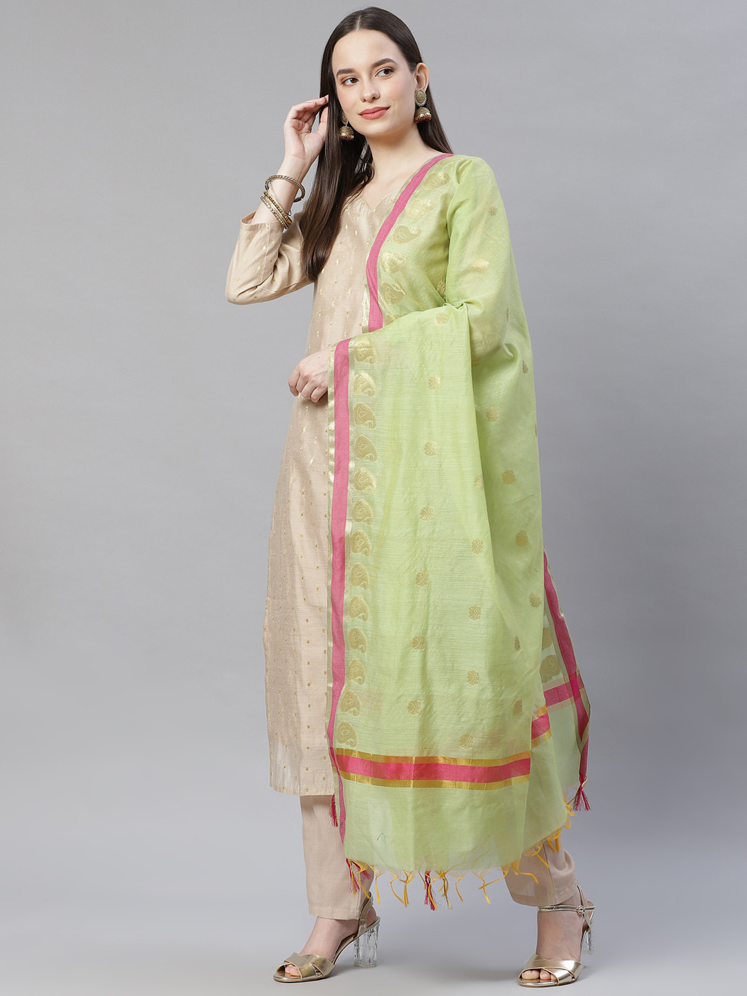 

mokshi Green Ethnic Motifs Woven Design Pure Silk Dupatta with Zari