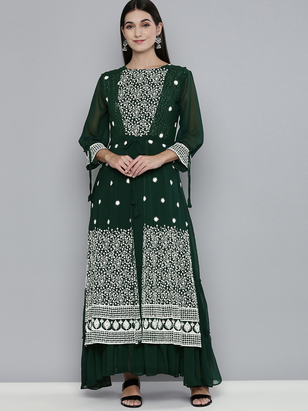 

Kvsfab Women Green & White Georgette Kurta