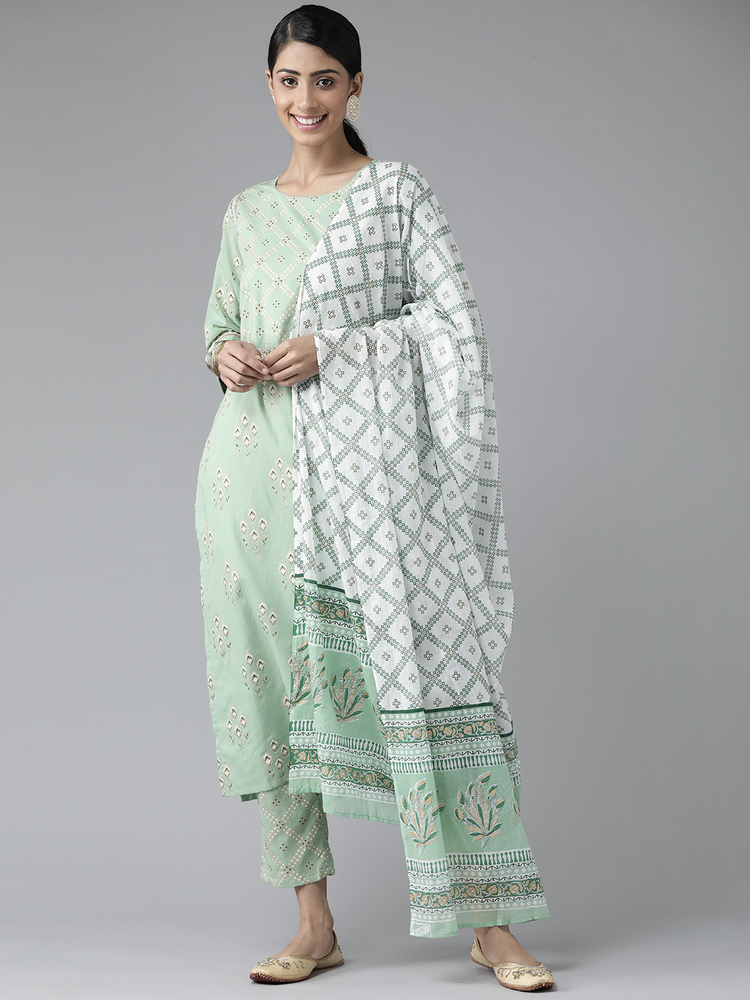 

Ginni Arora Label Women Green Ethnic Motifs Printed Cotton Kurta with Trousers & Dupatta