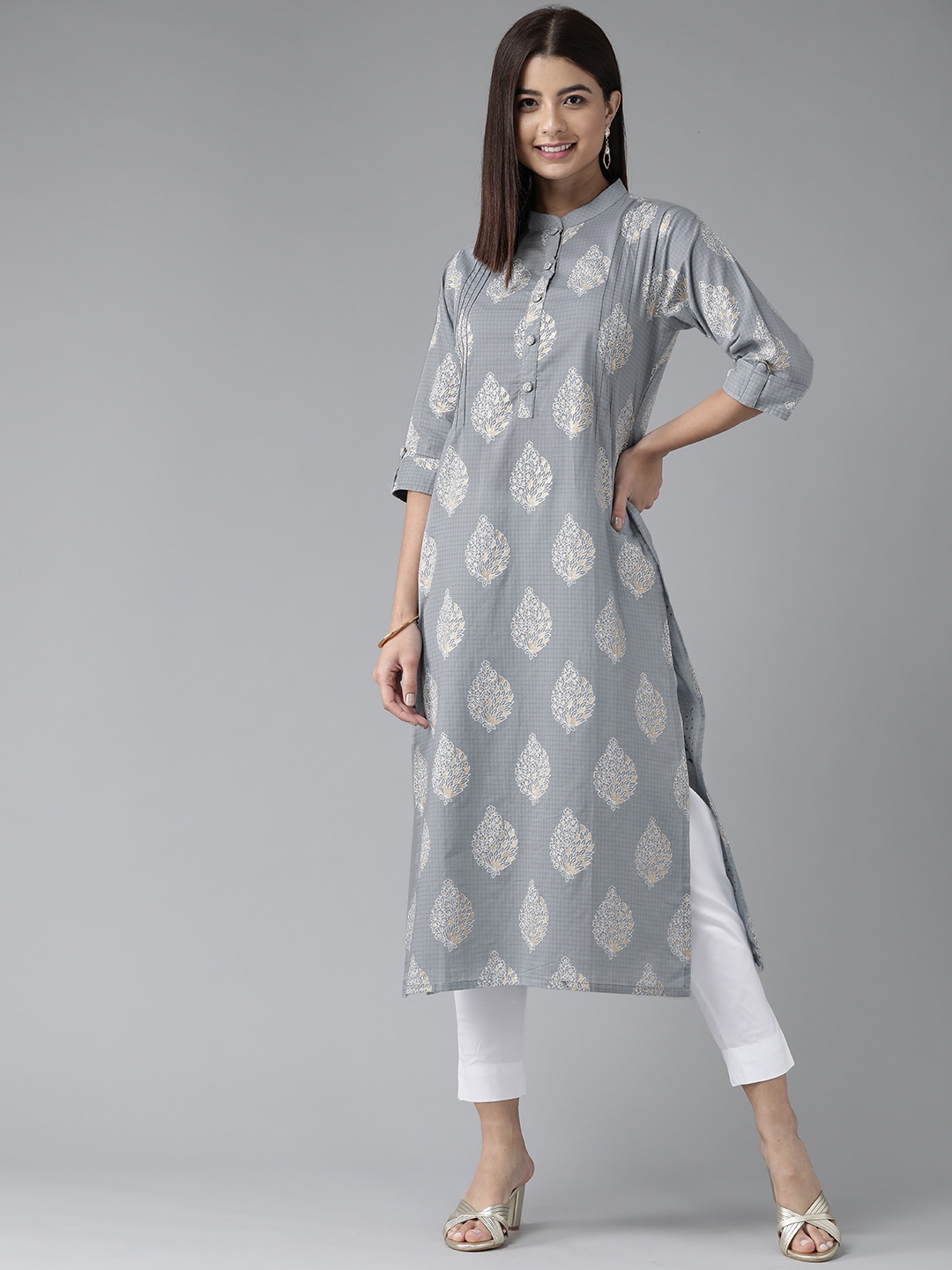 

Ginni Arora Label Women Grey & Golden Ethnic Motifs Foil Print Kurta