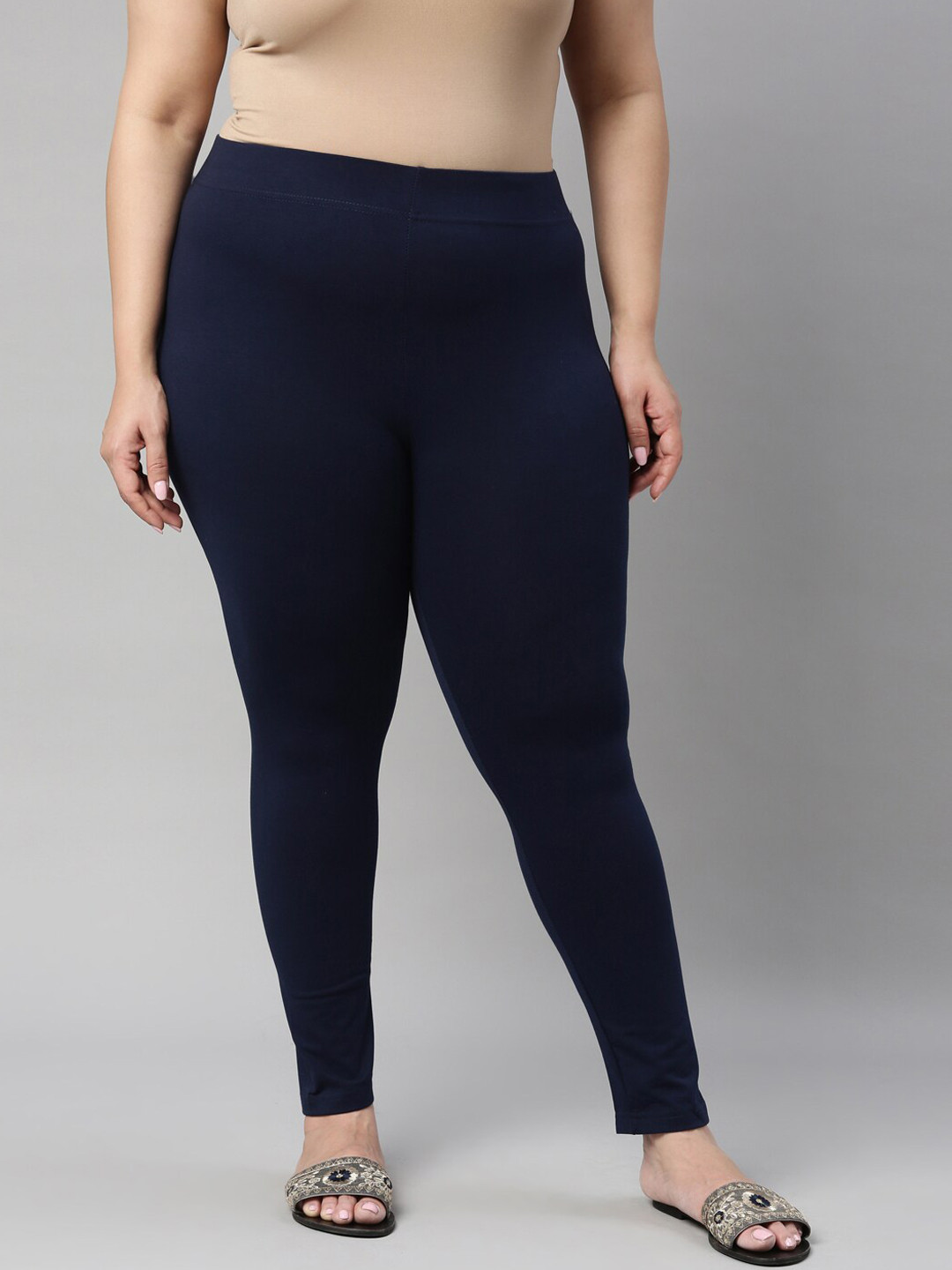 

Go Colors Women Navy Blue Solid Ankle-Length Leggings
