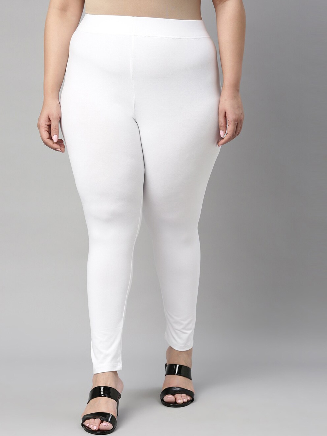 

Go Colors Women White Solid Ankle-Length Leggings