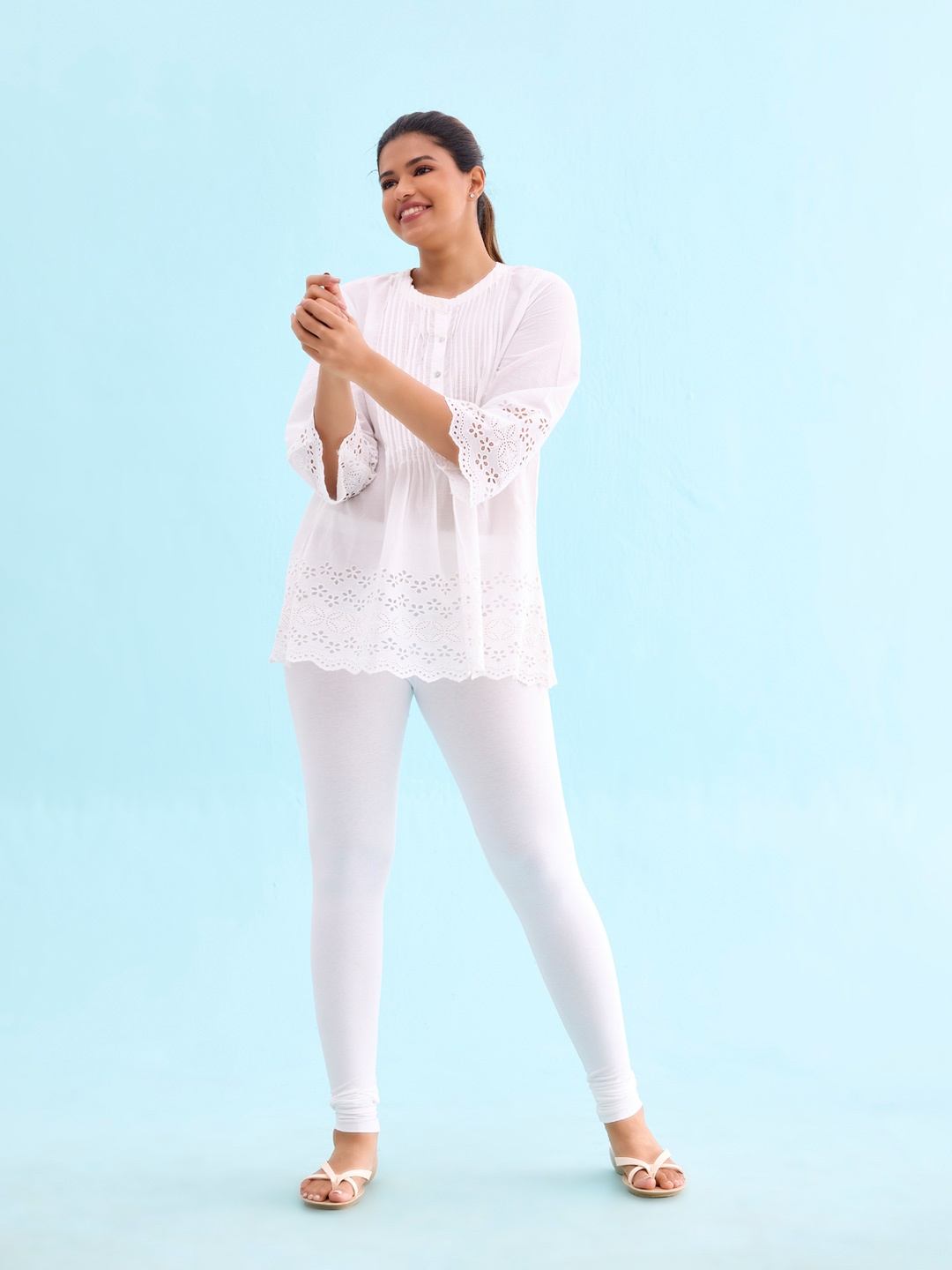 Go Colors Women White Solid Cotton Churidar Leggings