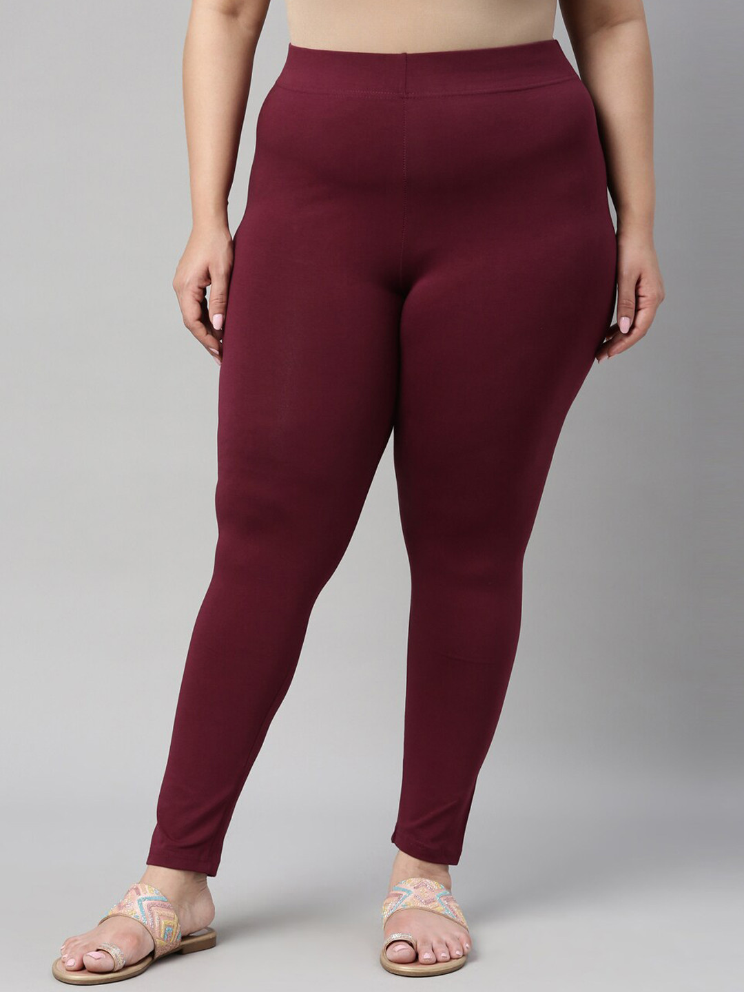 

Go Colors Women Burgundy Solid Ankle-Length Leggings