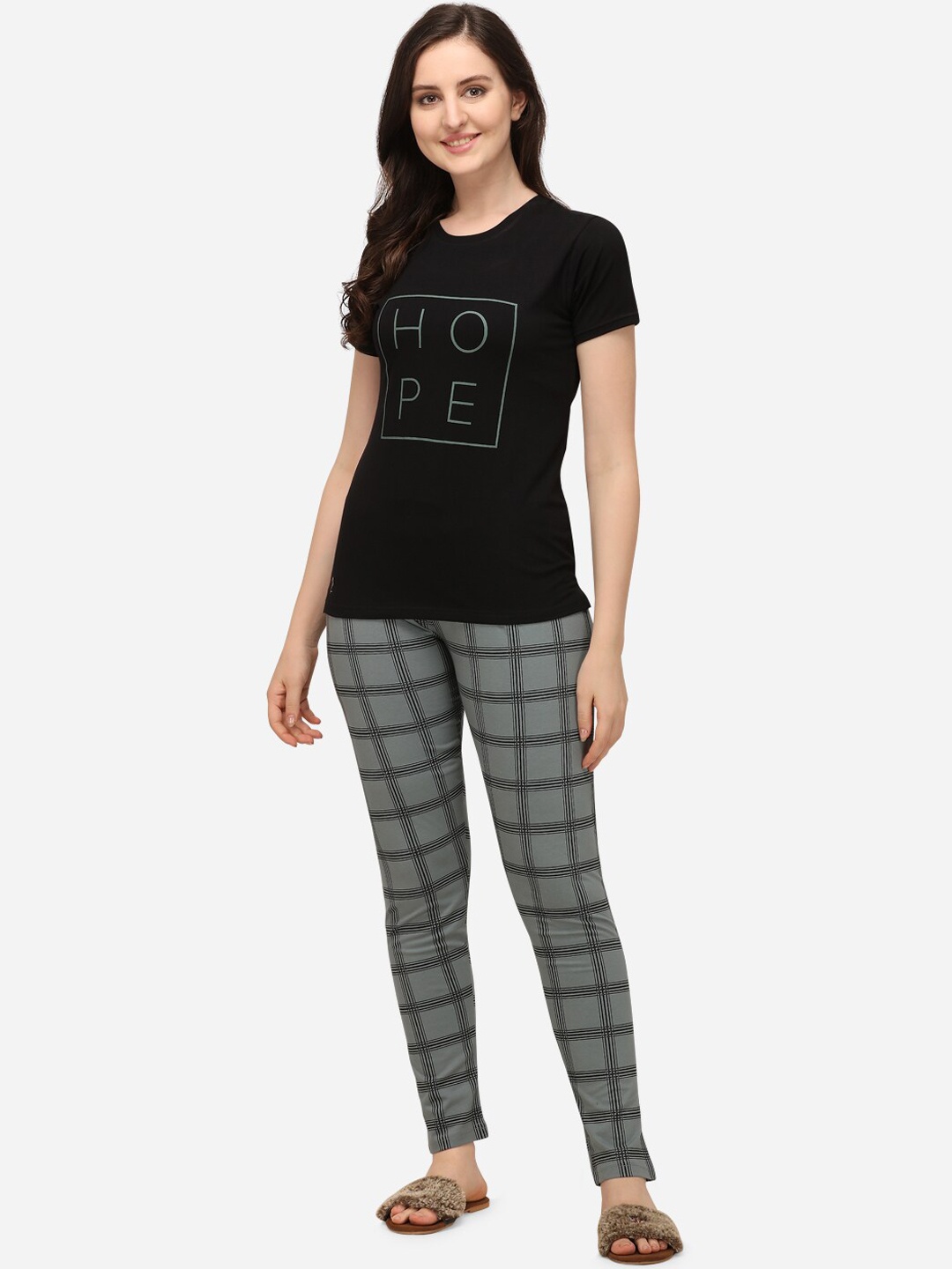 

Lenissa Women Black & Grey Printed Night Suit