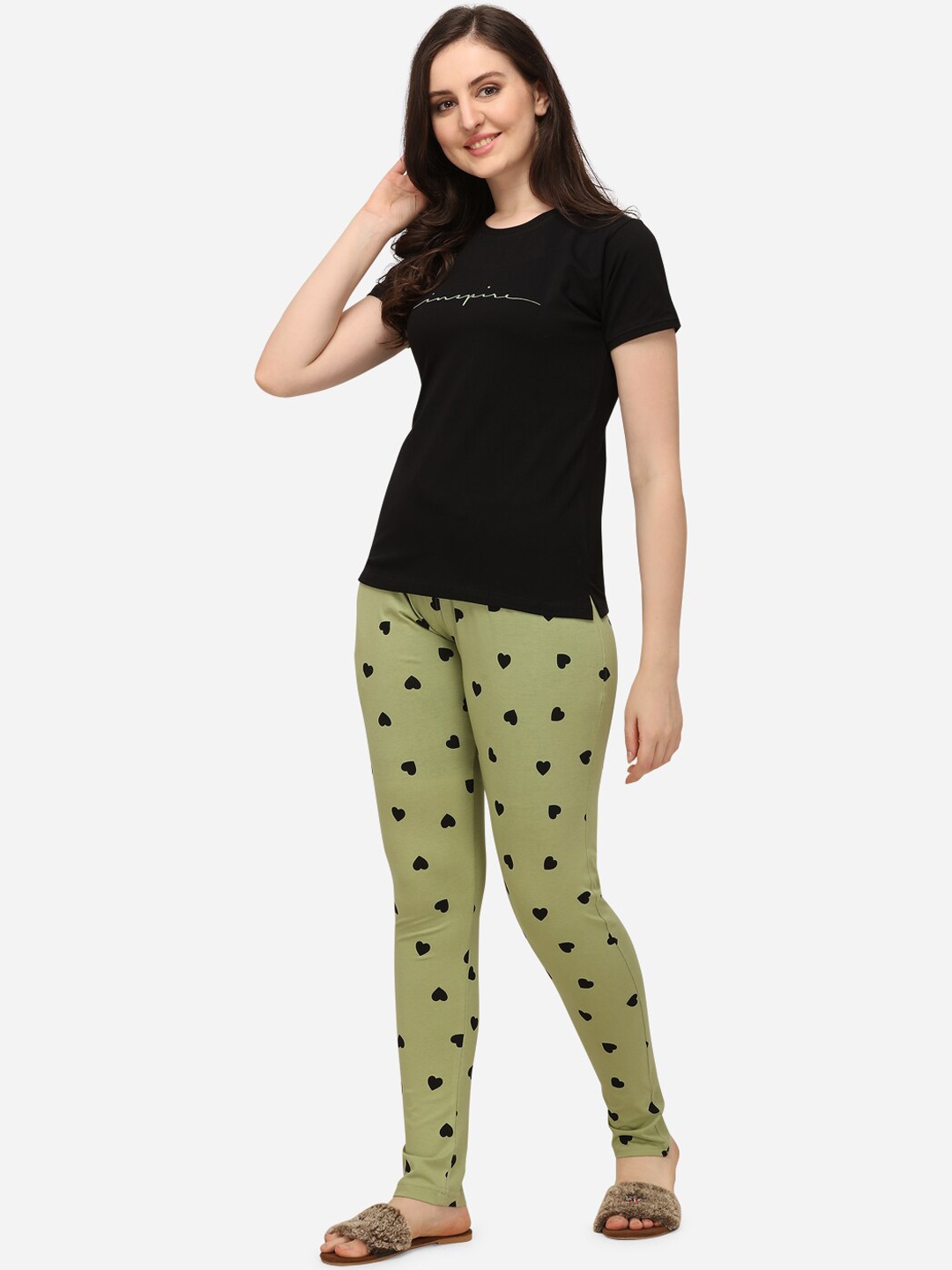 

Lenissa Women Black & Green Printed Night suit