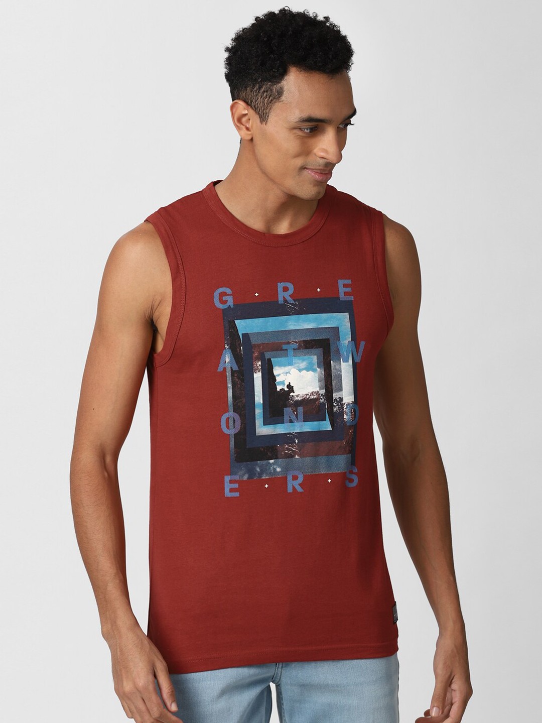 

Peter England Casuals Men Maroon Blue Typography Printed Pure Cotton Slim Fit Pure Cotton T-shirt