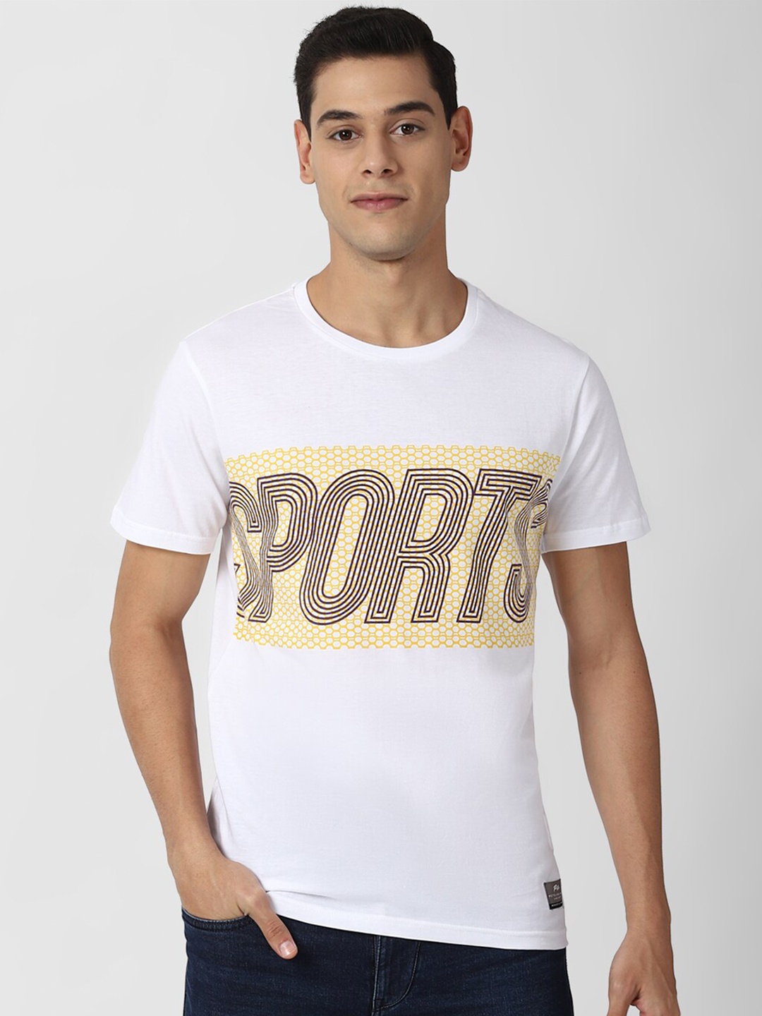 

Peter England Casuals Men White Typography Printed Slim Fit T-shirt