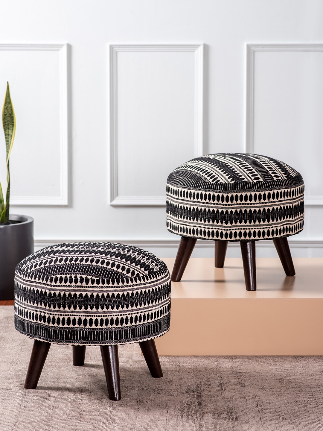 

nestroots Black & Off White Set of 2 Round Foam Cushioned Cotton Pouffy Ottoman