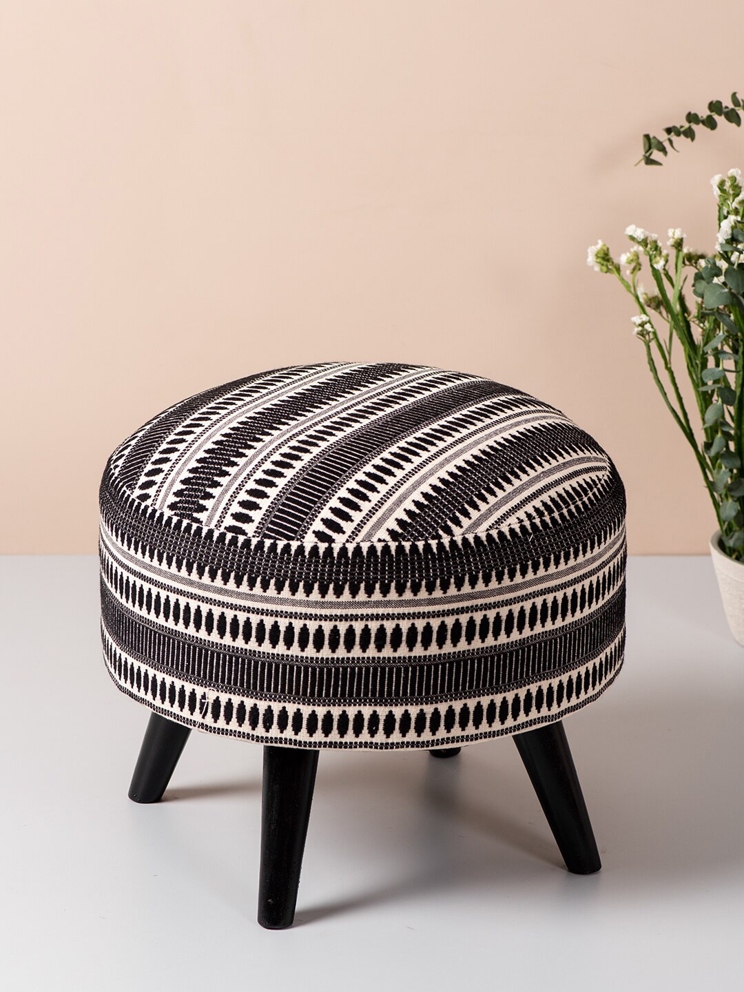 

nestroots Black & White Geometric Printed Wooden Round Shape Ottoman