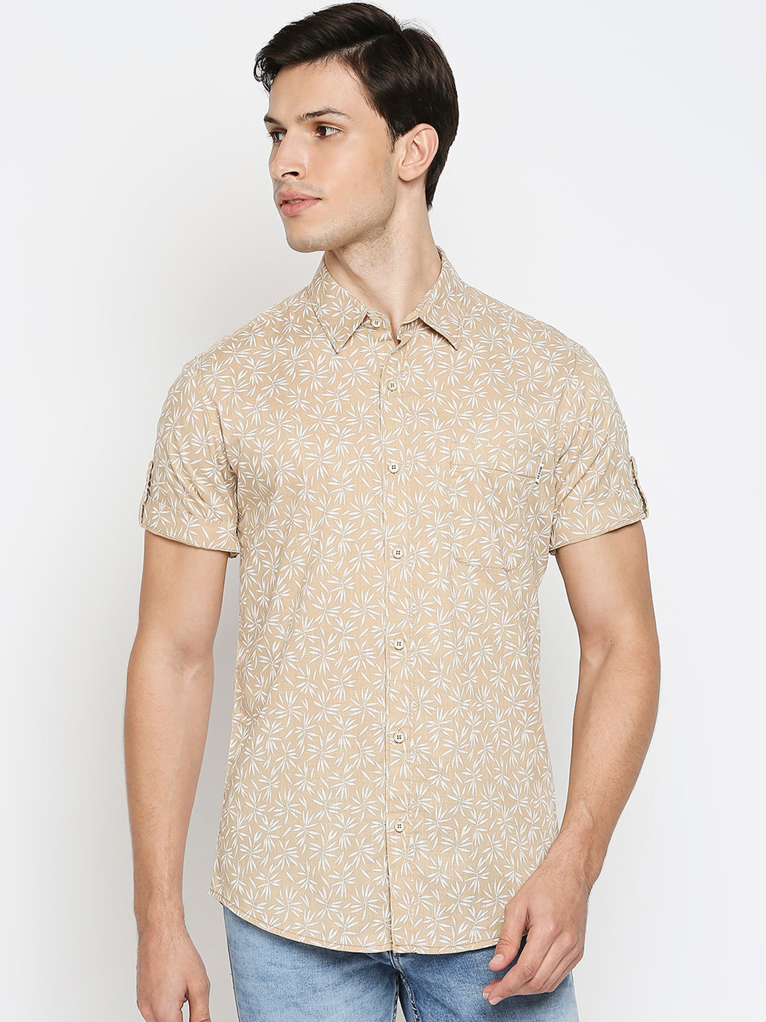 

Mufti Men Beige Slim Fit Floral Opaque Printed Casual Shirt