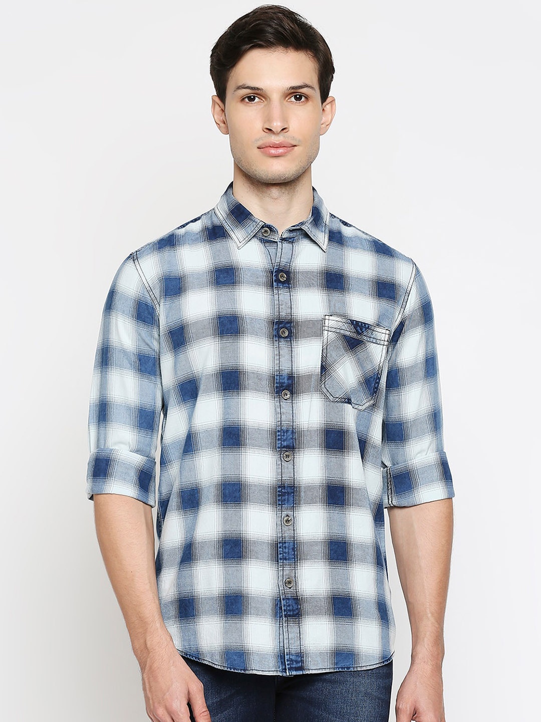 

Mufti Men White & Blue Slim Fit Opaque Checked Cotton Casual Shirt