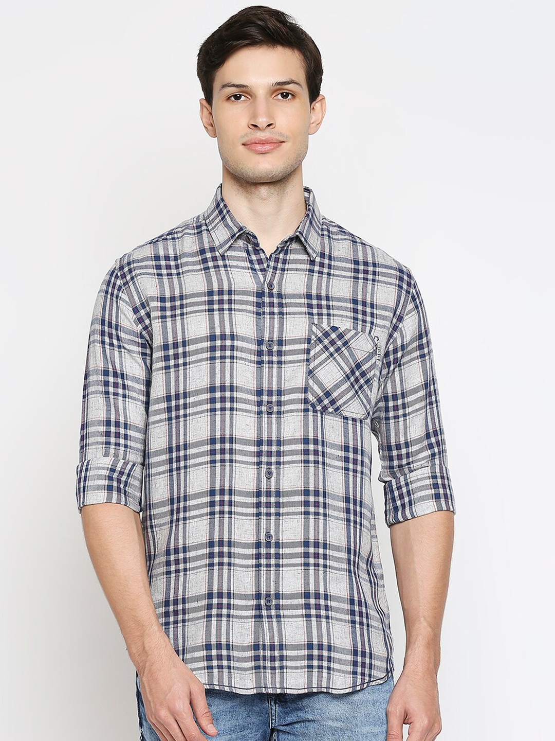 

Mufti Men Grey Slim Fit Opaque Checked Casual Shirt