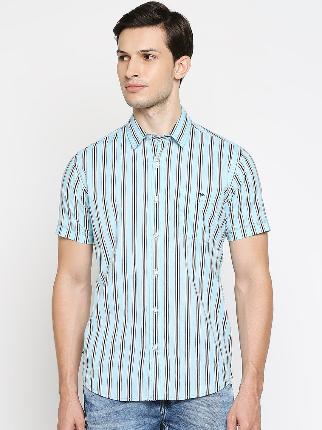 

Mufti Men Blue Pure Cotton Slim Fit Opaque Vertical Striped Casual Shirt
