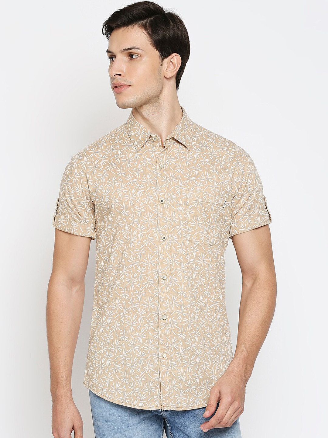 

Mufti Men Beige Slim Fit Floral Opaque Printed Casual Shirt