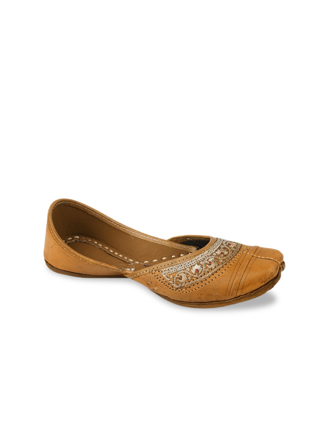 

DESI COLOUR Women Tan Embellished Mojaris Flats