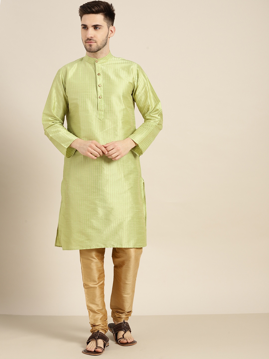 

SOJANYA Men Green Regular Kurta with Churidar