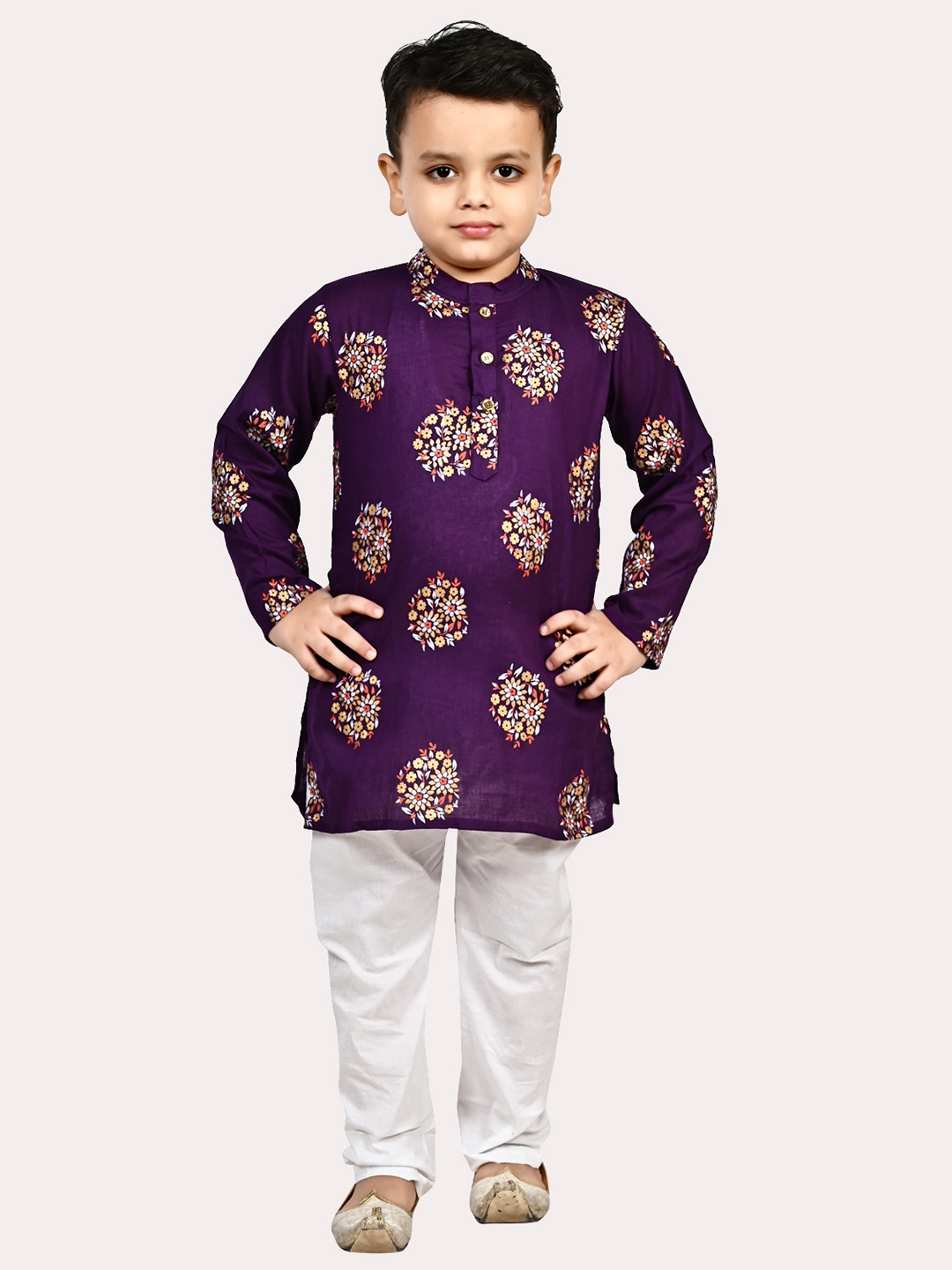 

Superminis Boys Pure Cotton Gold Foil Printed Purple & White Kurta Pyjama Set