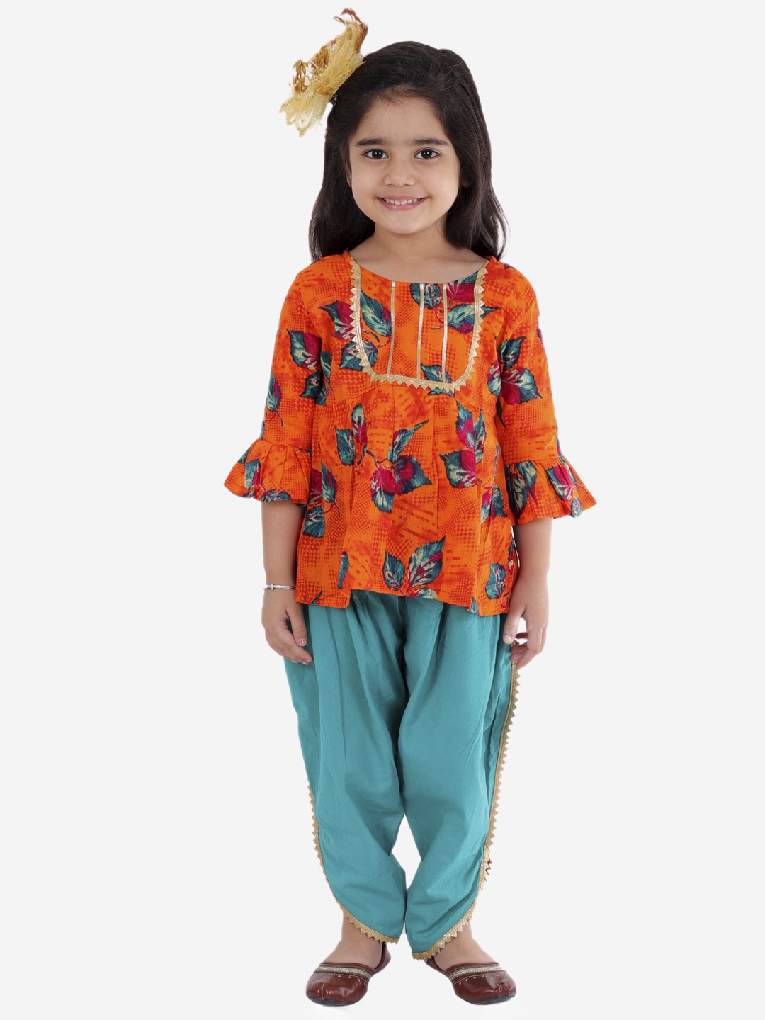 

Superminis Girls Orange Printed Regular Pure Cotton Kurti with Salwar