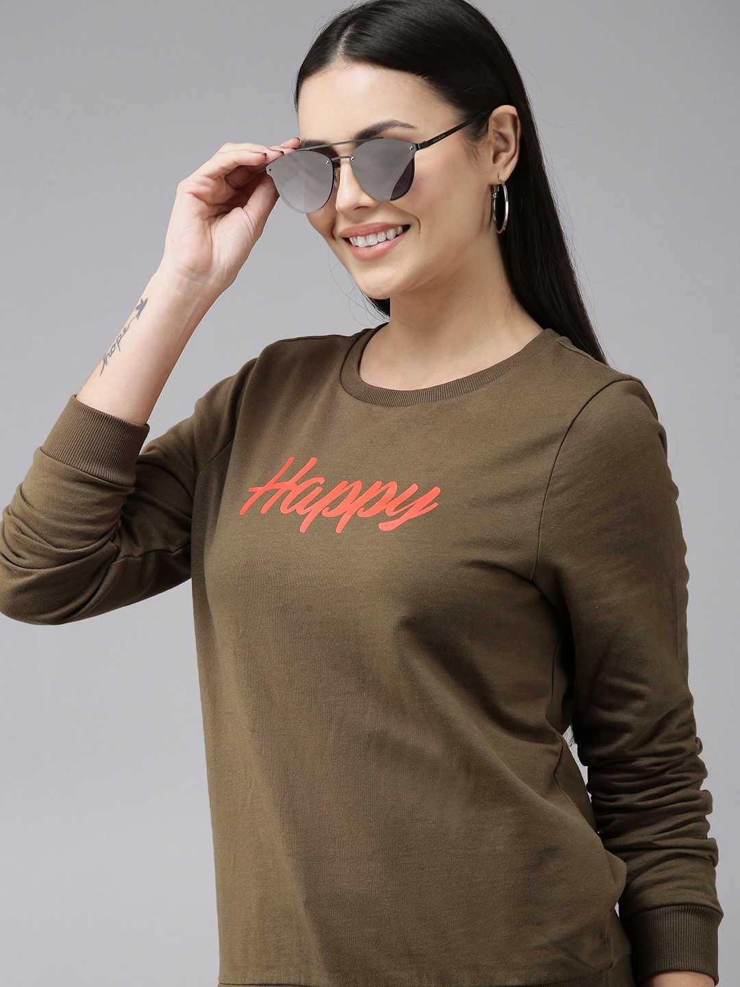 

Vero Moda Women Olive Green Printed Sweatshirt