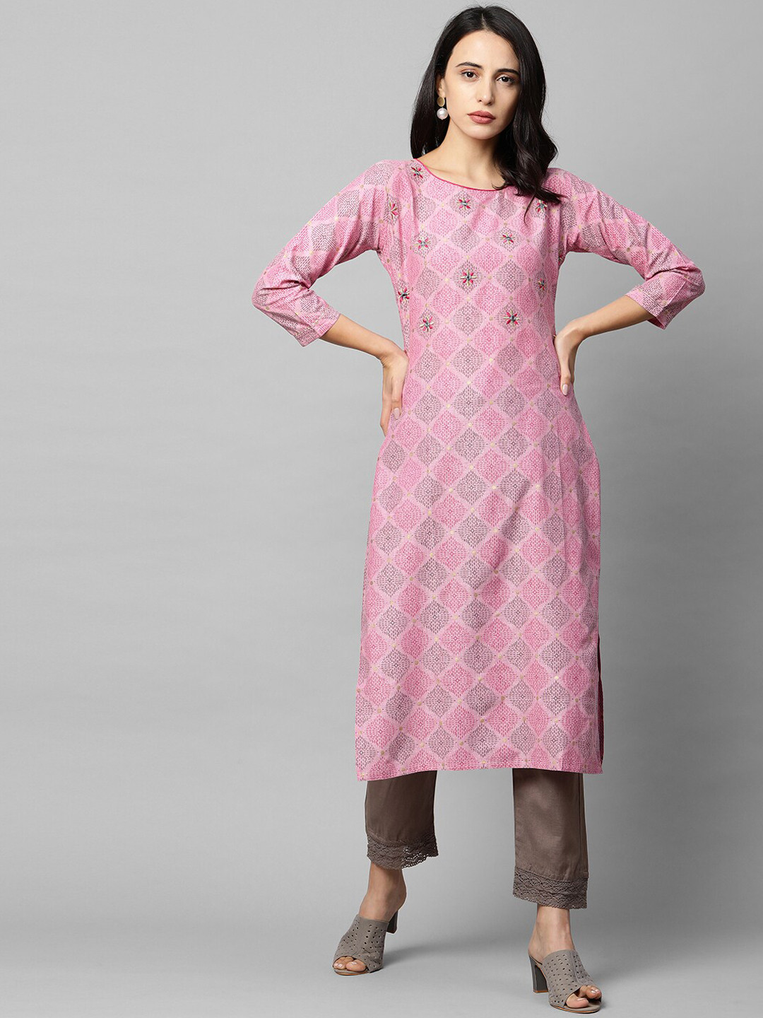 

FASHOR Women Pink Geometric Screen Printed Thread Work Straight Kurta