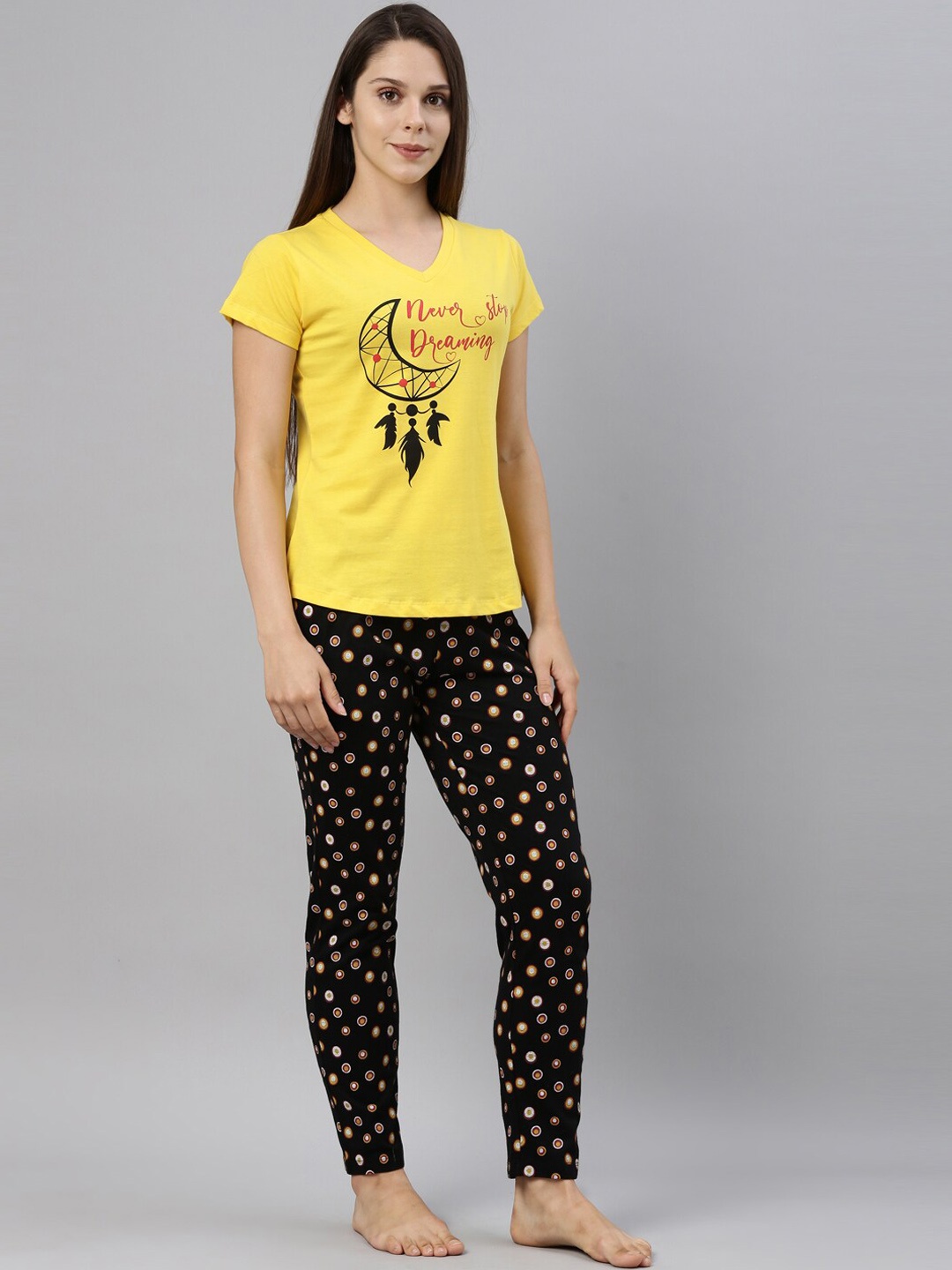 

Curare Women Yellow & Black Printed Night suit
