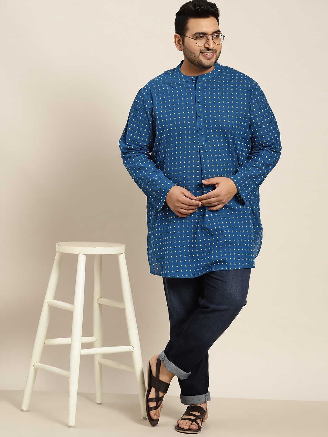 

Sztori Men Plus Size Blue & Mustard Yellow Cotton Geometric Woven Design Kurta