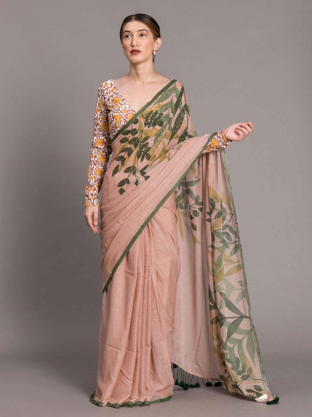 

Suta Beige Green Pure Cotton Hand Painted Saree