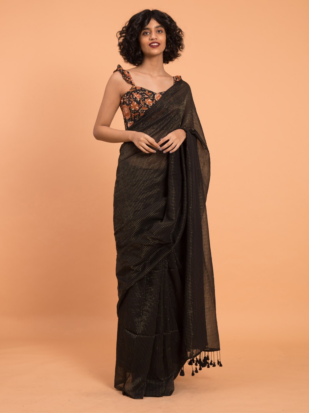

Suta Black Woven Zari Striped Pure Handloom Cotton Saree