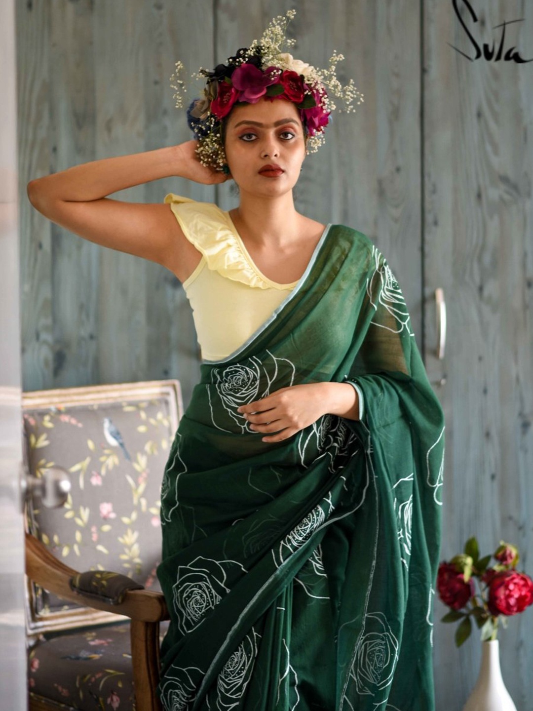 

Suta Green & White Floral Pure Cotton Printed Saree