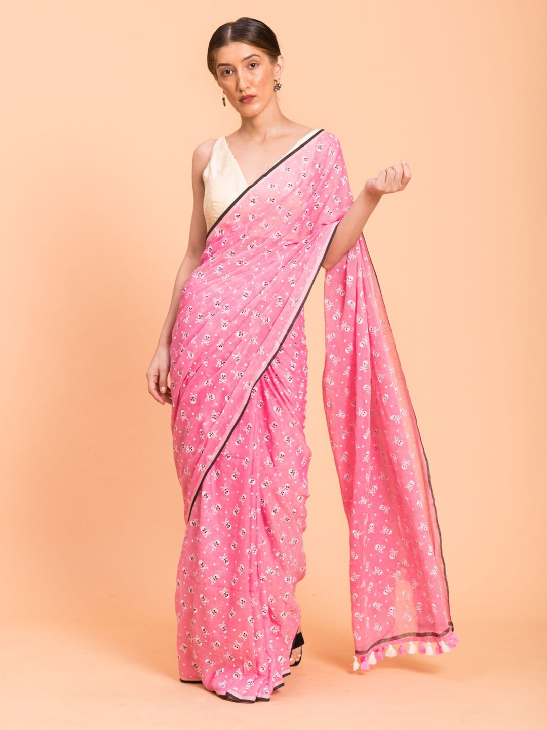 

Suta Pink & White Printed Pure Cotton Saree
