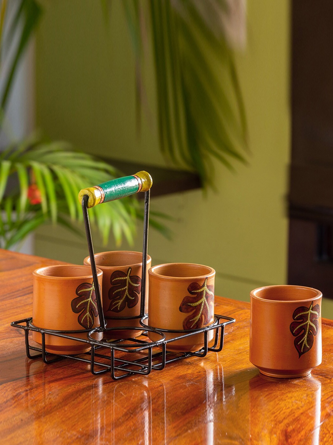 

ExclusiveLane Set of 4 Handcrafted and Hand Painted Terracotta Kulladhs with Tray, Tan