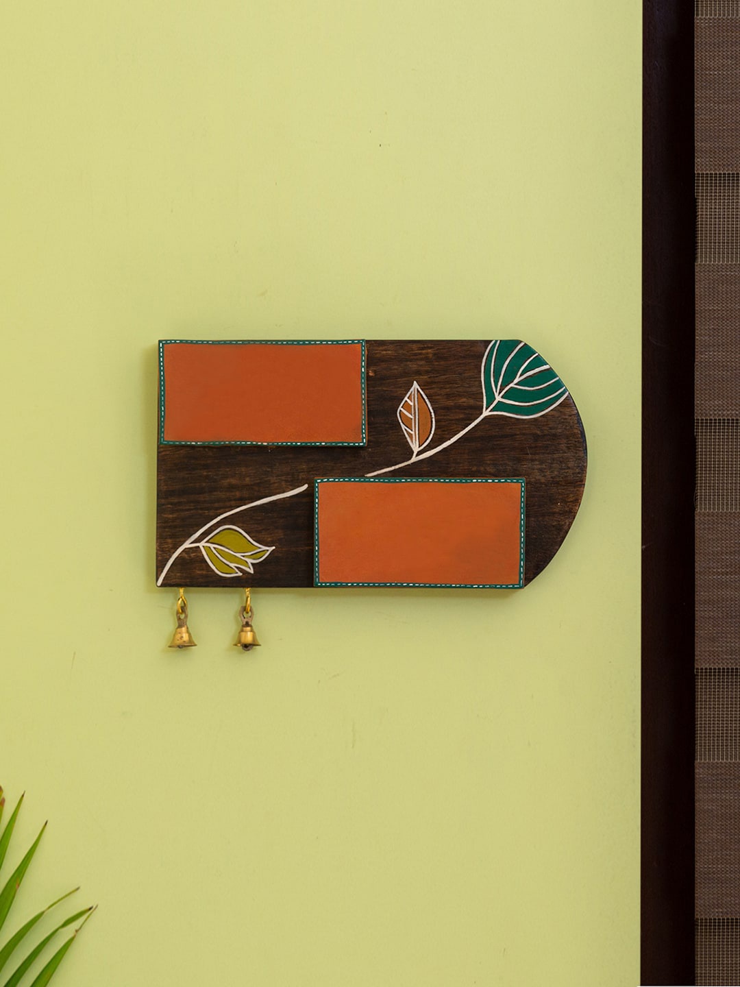 

ExclusiveLane Shades of a Leaf Brown Hand-Painted Wooden Wall Decor Sign & Plaques