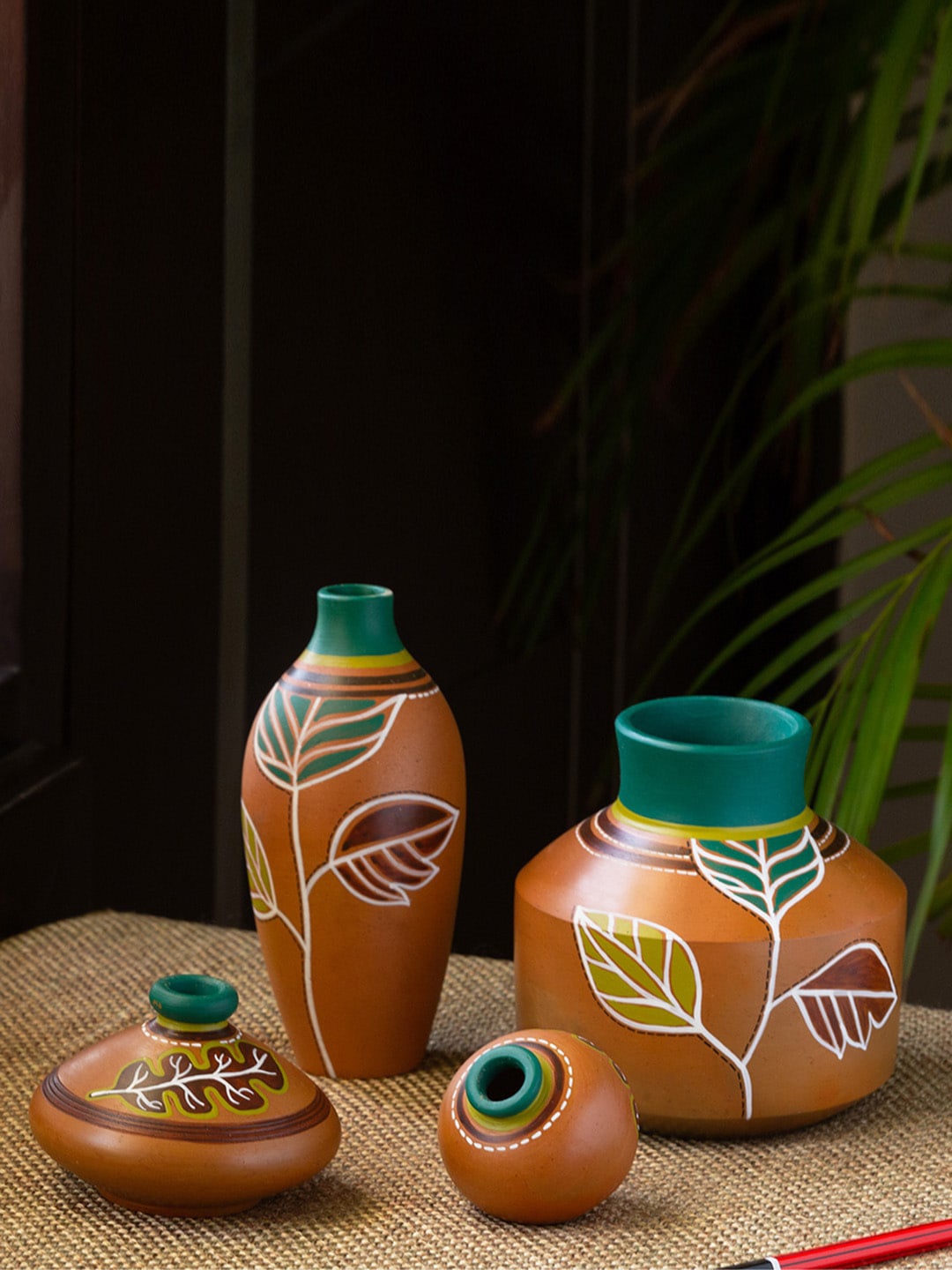 

ExclusiveLane Set Of 4 Brown & Green Terracotta Hand-Painted Vases