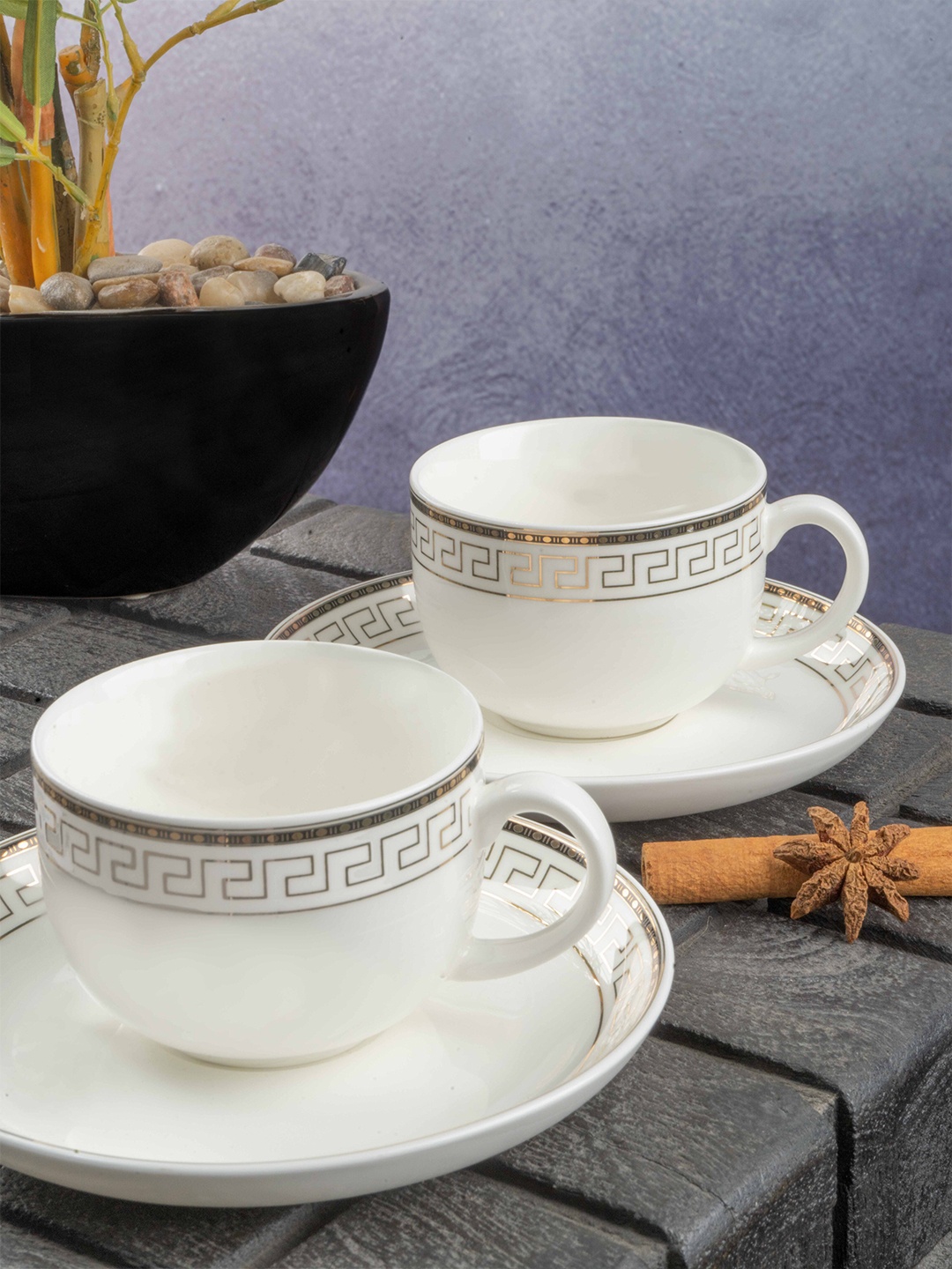 

White Gold Set of 12 White Porcelain Glossy Cups and Saucers