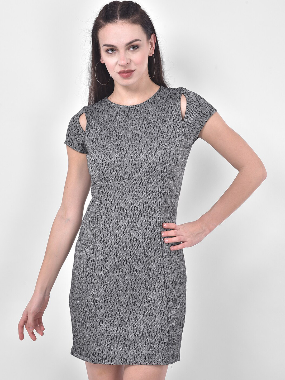

Latin Quarters Women Grey Sheath Dress