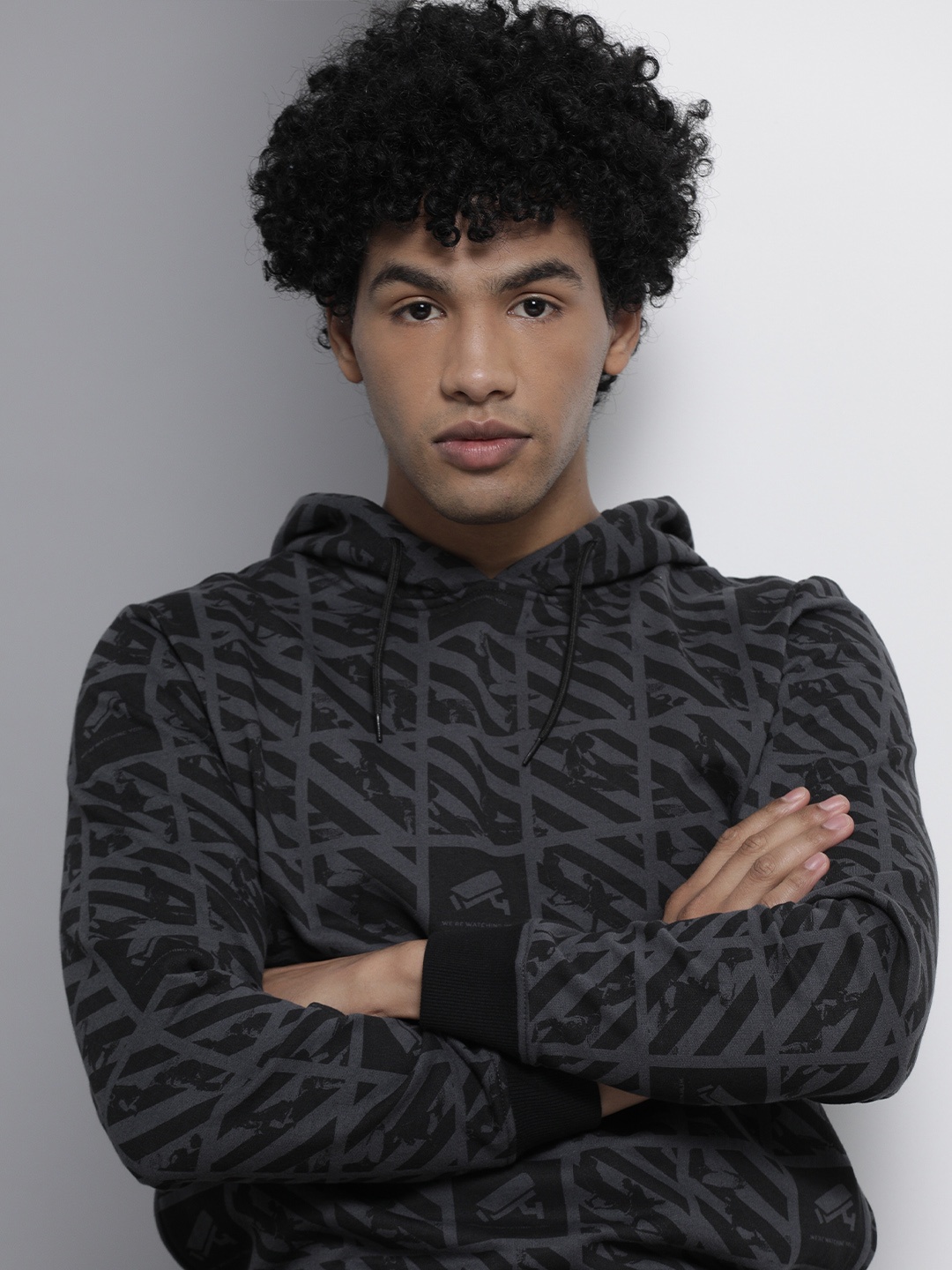 

The Indian Garage Co Men Grey Printed Hooded Sweatshirt