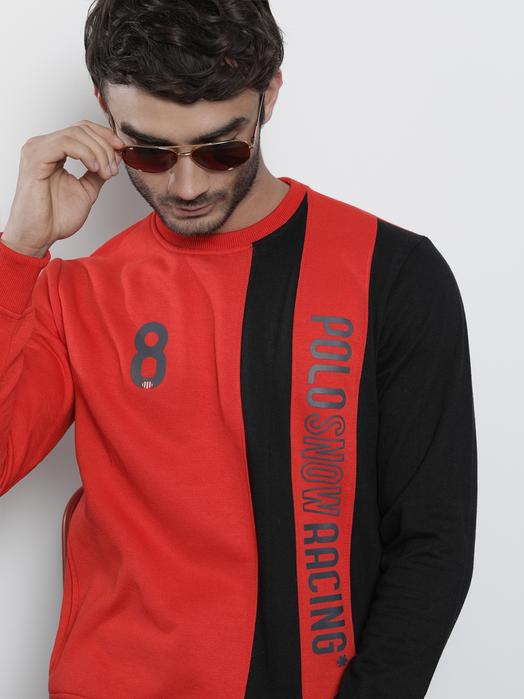 

The Indian Garage Co Men Red Colourblocked Sweatshirt