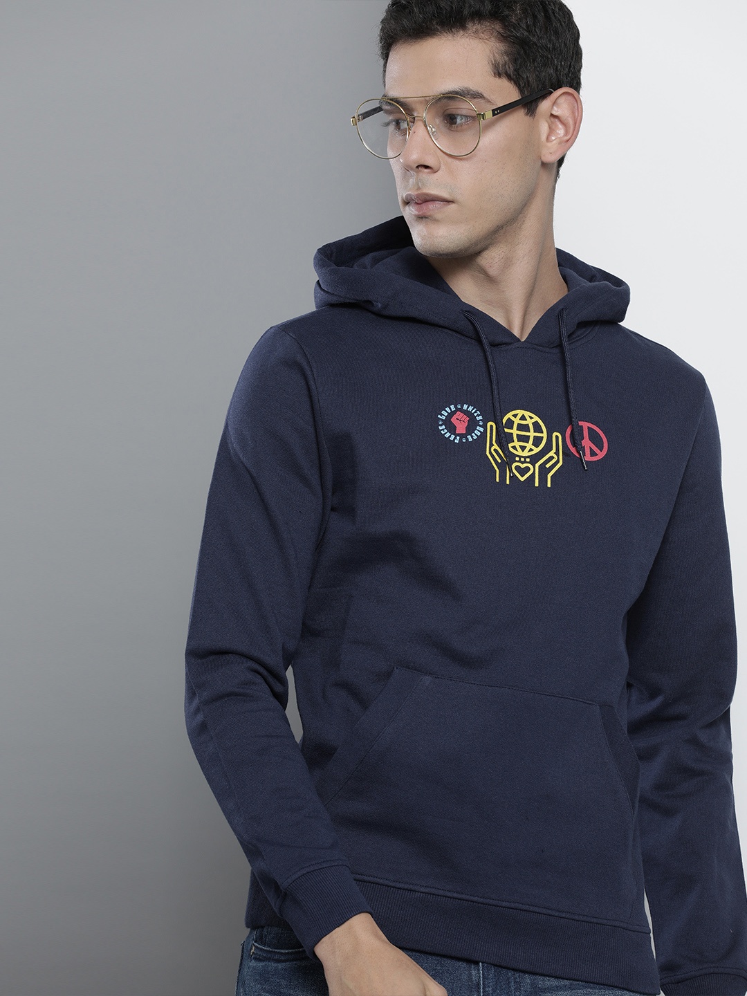 

The Indian Garage Co Men Navy Blue Printed Hooded Sweatshirt