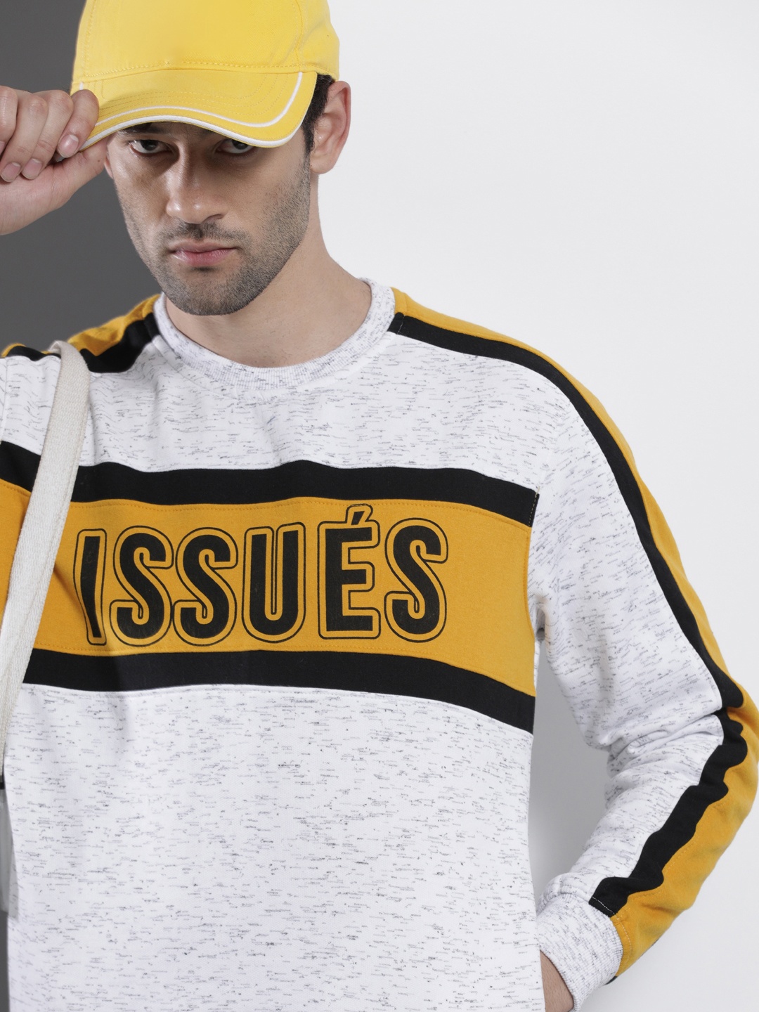 

The Indian Garage Co Men Grey Melange Colourblocked Sweatshirt