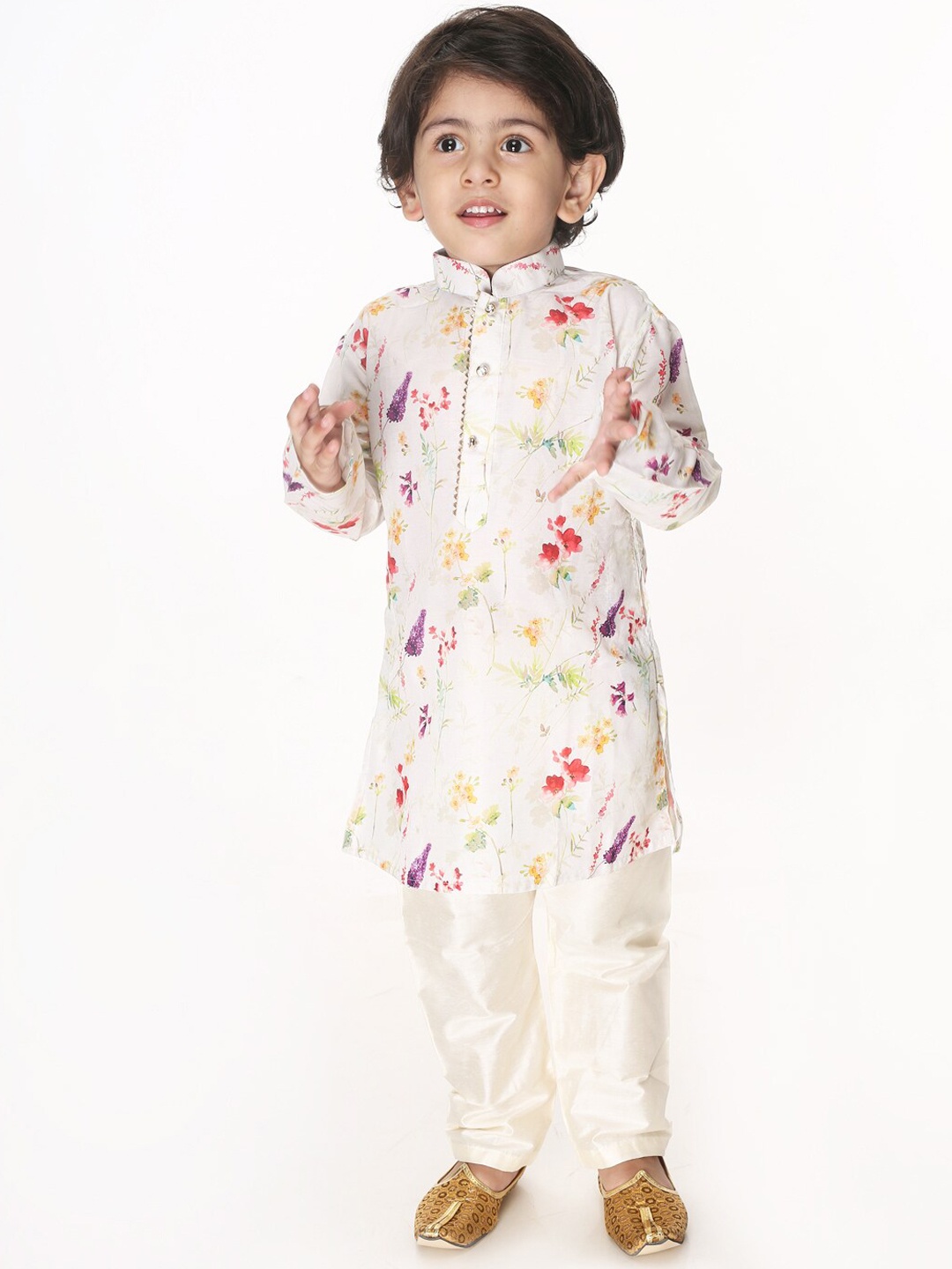 

VASTRAMAY Boys Floral Printed Regular Kurta with Pyjamas, Multi