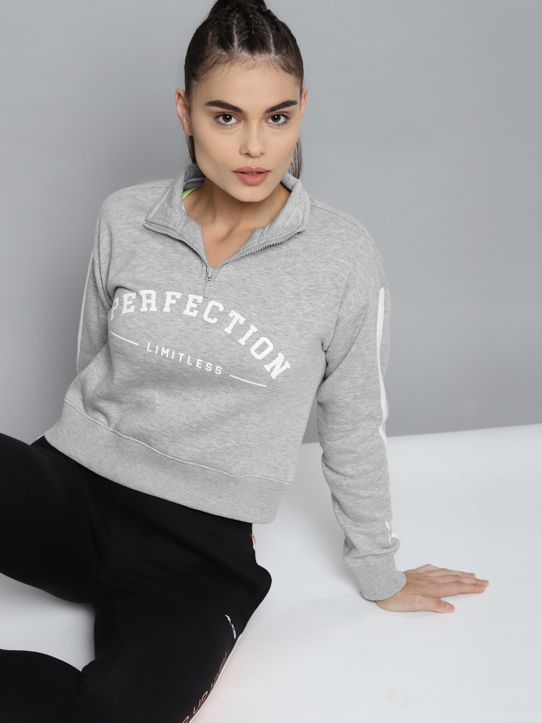 

Alcis Women Grey Melange Printed Sweatshirt