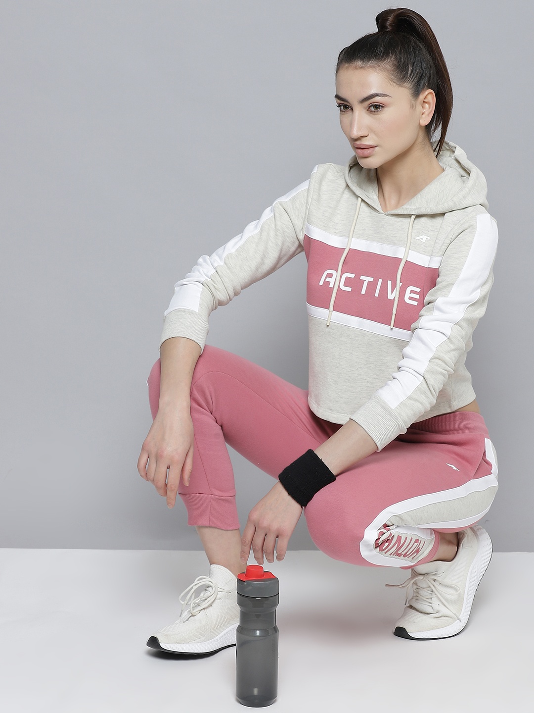 

Alcis Women Grey Melange & Pink Typography Applique Hooded Tracksuit with Side Taping