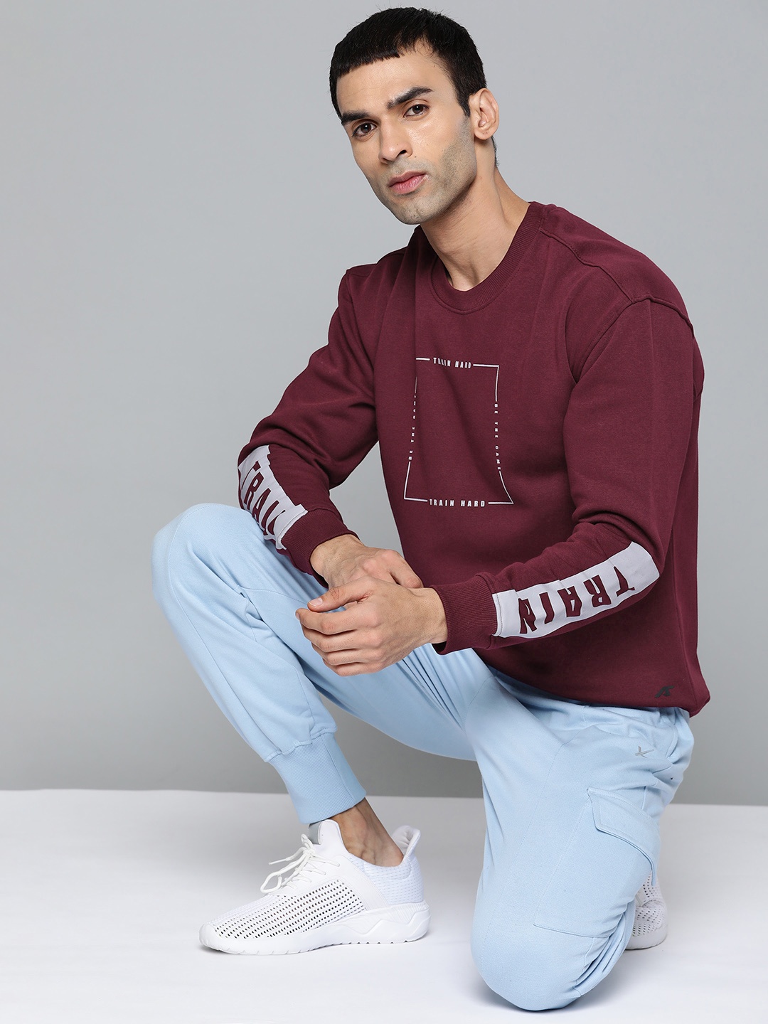 

Alcis Men Maroon Cotton Printed Sweatshirt