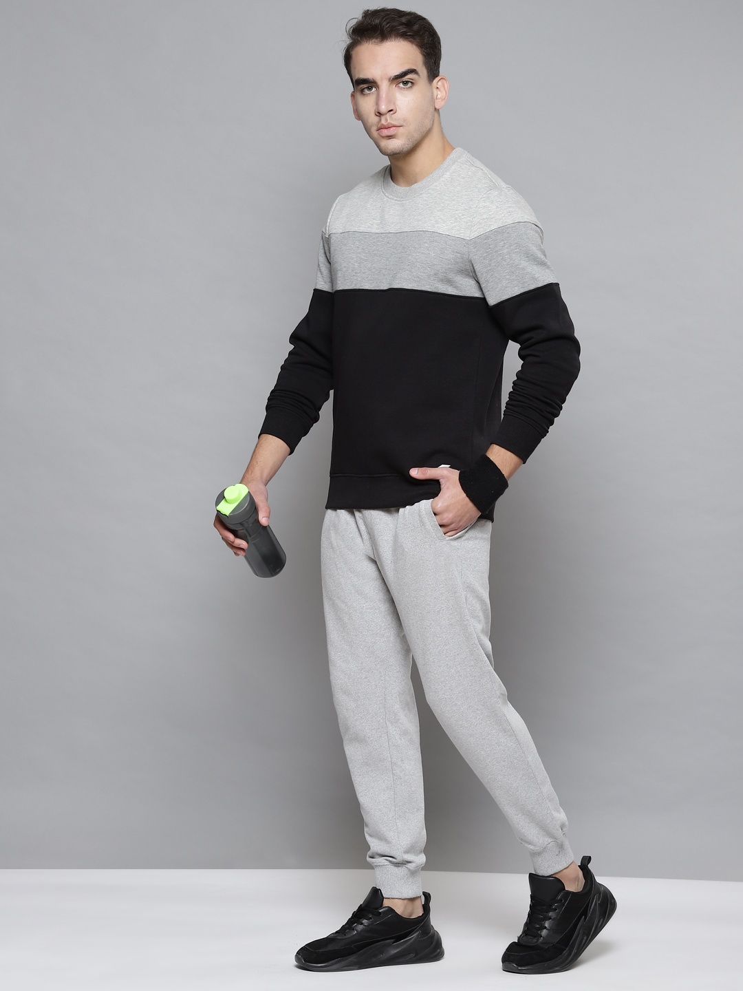 

Alcis Men Black & Grey Colourblocked Cotton Sweatshirt