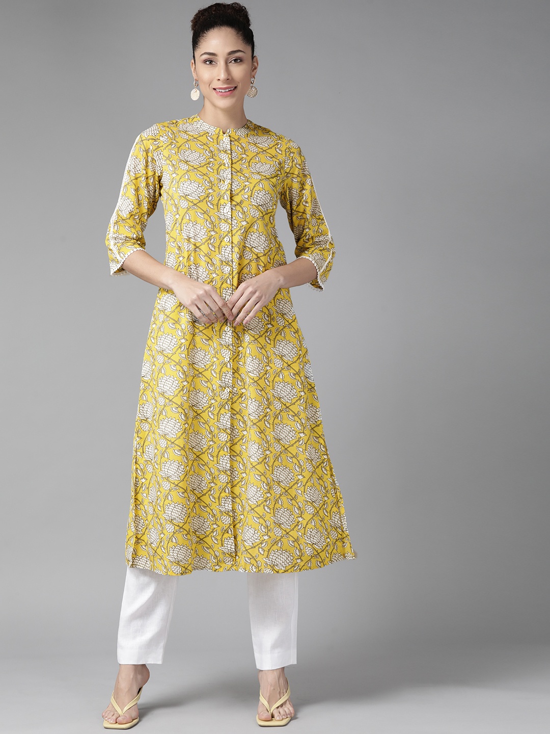 

Amirah s Women Yellow & White Pure Cotton Ethnic Motifs Printed Kurta