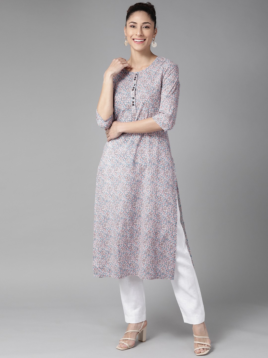 

Amirah s Women Blue & White Pure Cotton Ethnic Motifs Printed Kurta